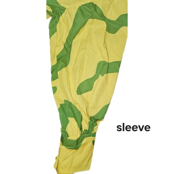 WoWo Print Button-front PlusSize Tunic Top - Picture 4 of 4